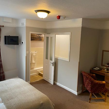 The Swan Inn East Ilsley Room photo