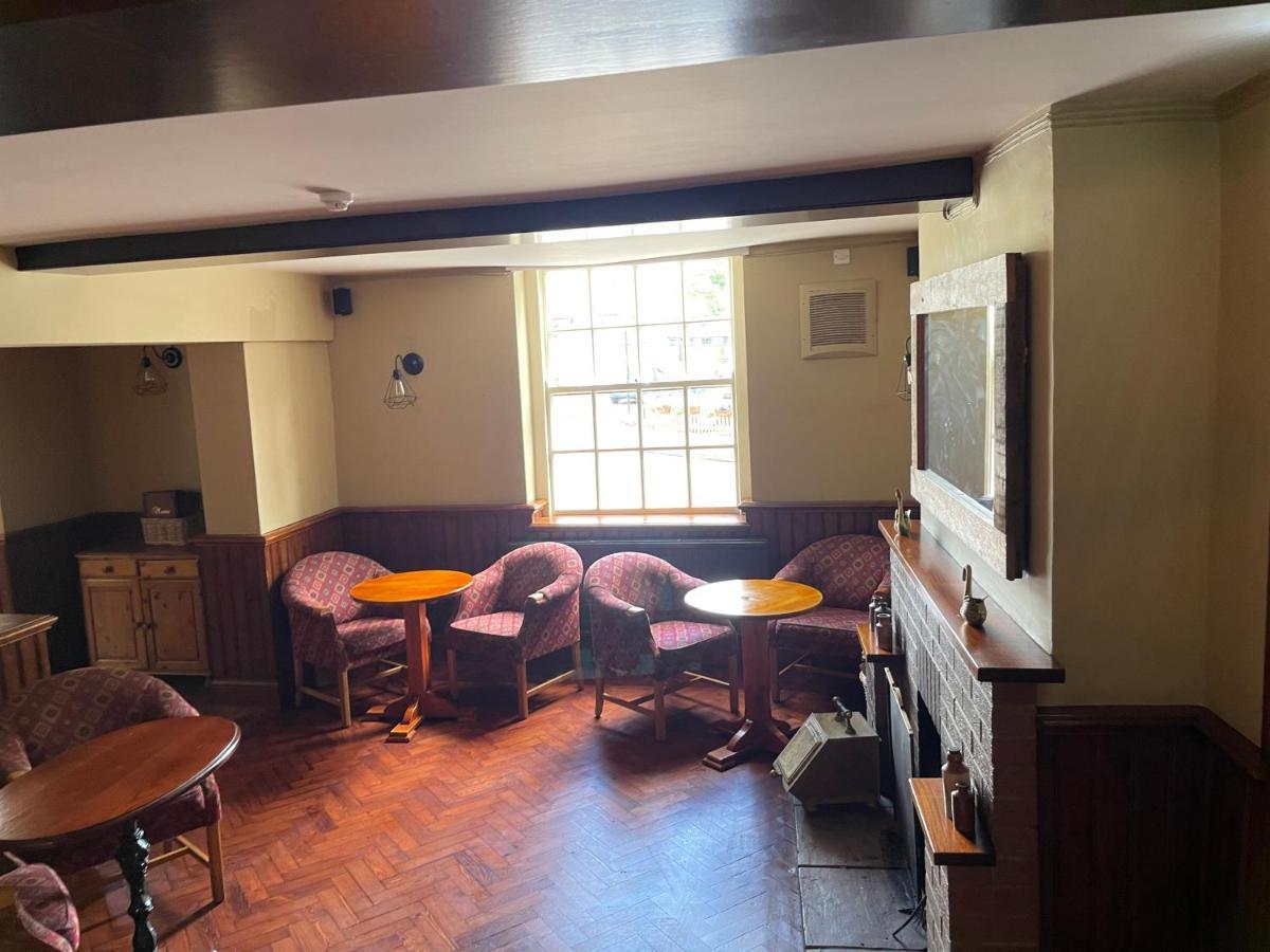 The Swan Inn East Ilsley Exterior photo